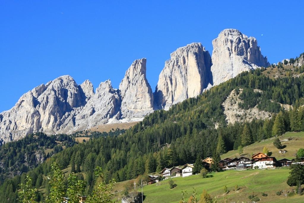 Apartamento Col Rodella Campitello di Fassa Habitación foto